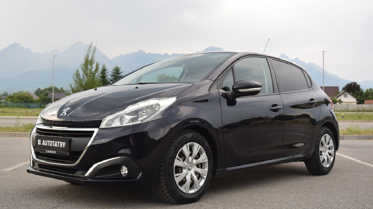 Peugeot 208 - manuál - benzín - 72 107 km