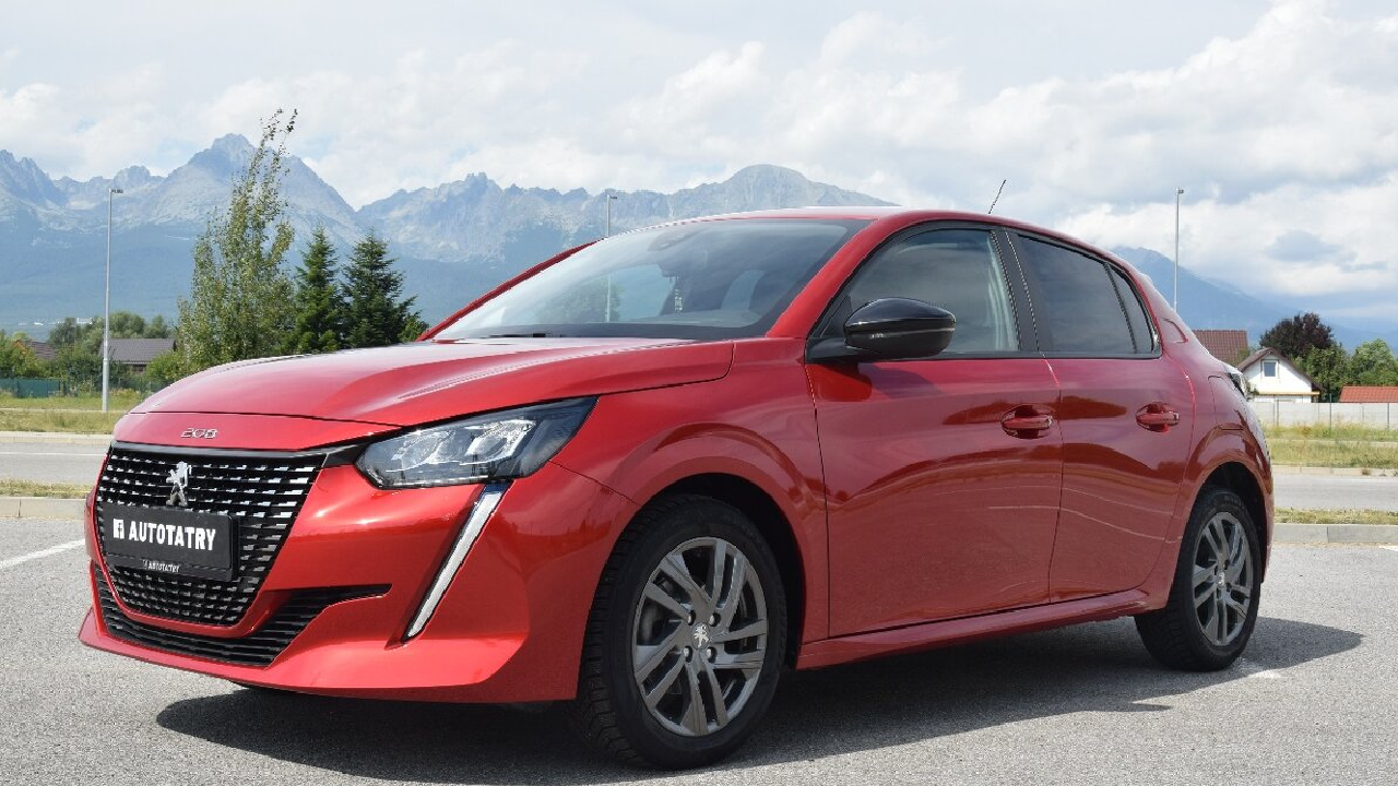 Peugeot 208 1.2 PureTech - 21 299 km