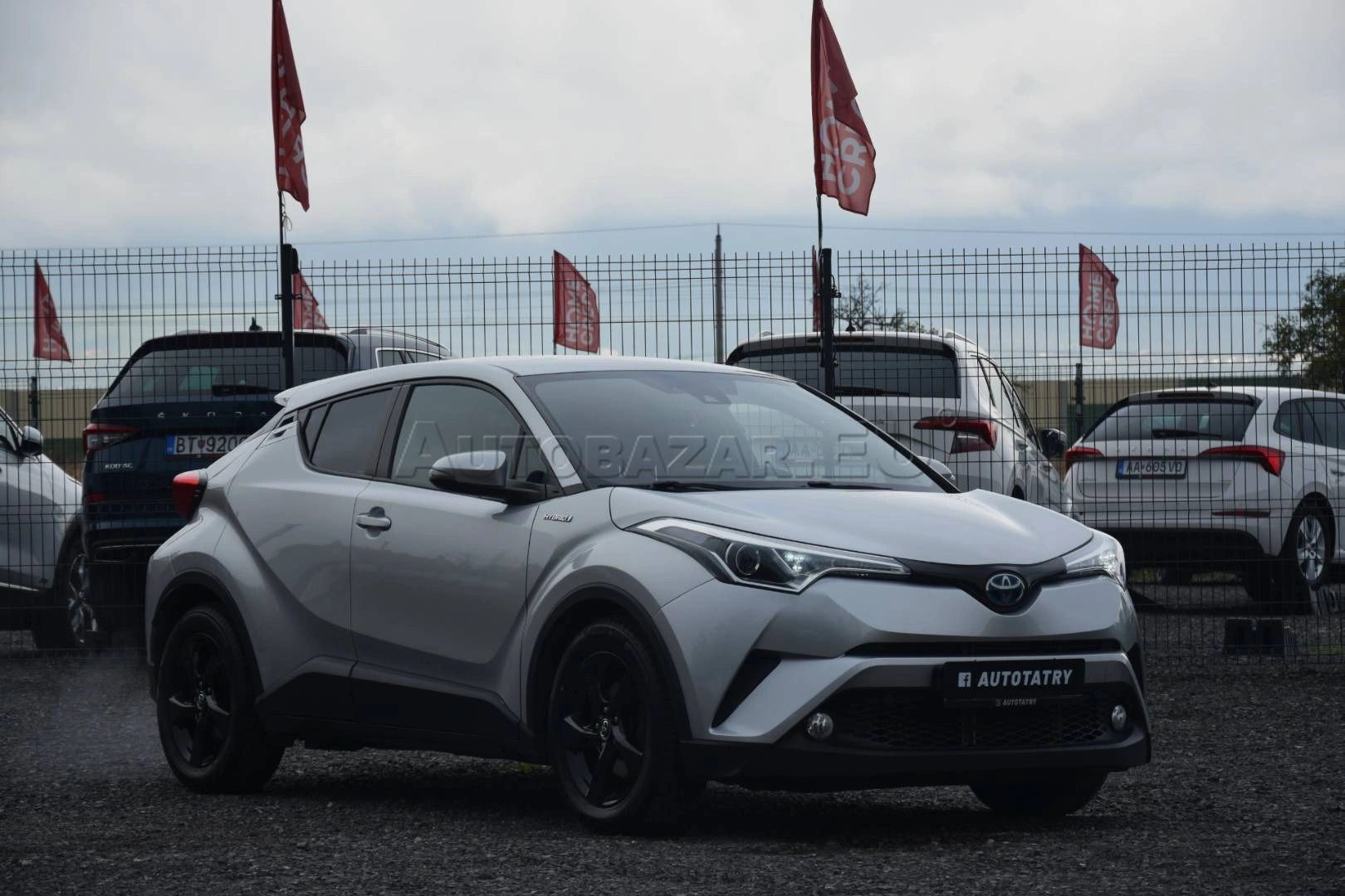 Toyota C-HR 1.8 Hybrid Selection E-CVT FWD
