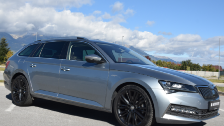 Škoda Superb Combi 2.0 TSI 206 kw Laurin & Klement 4x4 DSG