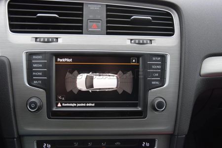 Volkswagen Golf Variant 1.4 TSI BMT 125k R-Line Comfortline EU6