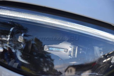 Mercedes-Benz C trieda Sedan 200 mHEV 4MATIC A/T