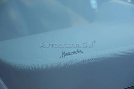 Mercedes-Benz C trieda Sedan 200 mHEV 4MATIC A/T