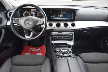Mercedes-Benz E trieda Sedan 200 d A/T