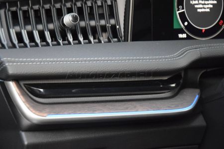 Škoda Superb Combi L&K 2.0 TDI 142 kw DSG 4x4