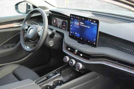 Škoda Superb Combi L&K 2.0 TDI 142 kw DSG 4x4